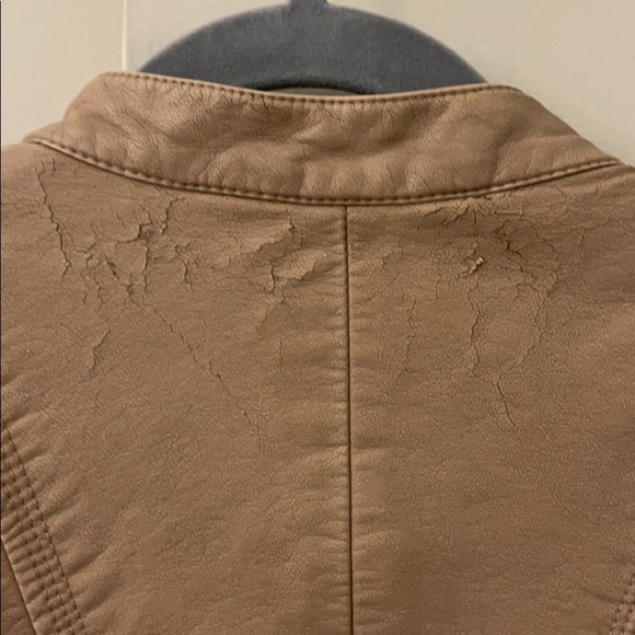 Tan Leather Jacket - Picture 5 of 6